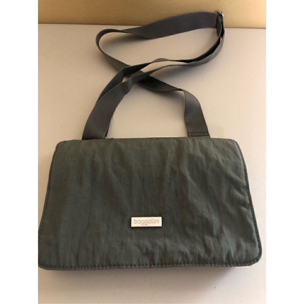Baggallini Triple Zip Crossbody Bag Gray w/ Yellow Inside Nylon 9x6"